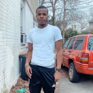 Meet your Posher, Dangelo